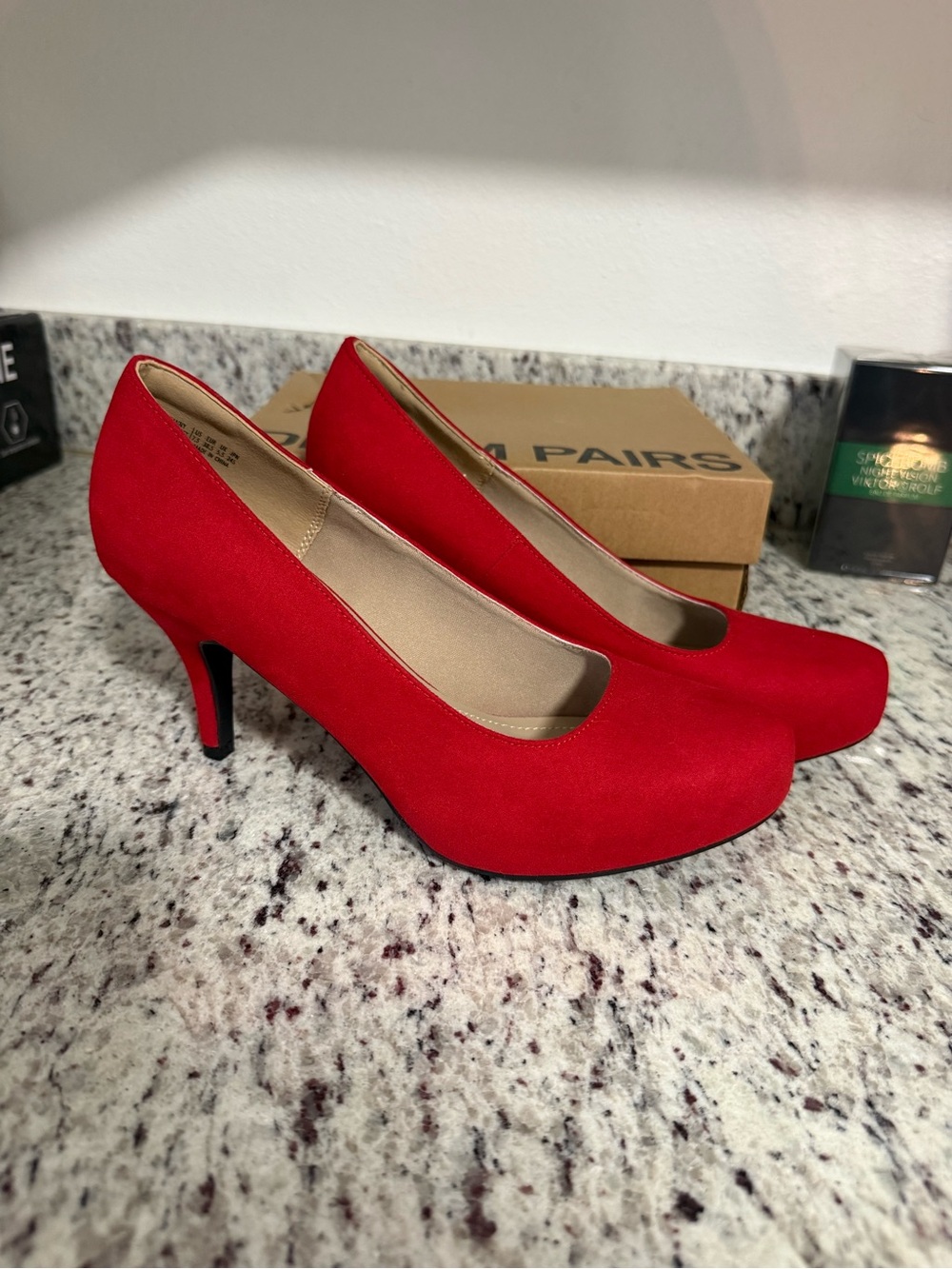 Women's Red Suede Round-Toe Pumps - Elegant Mid Heels